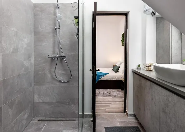 Апартаменты - Old *